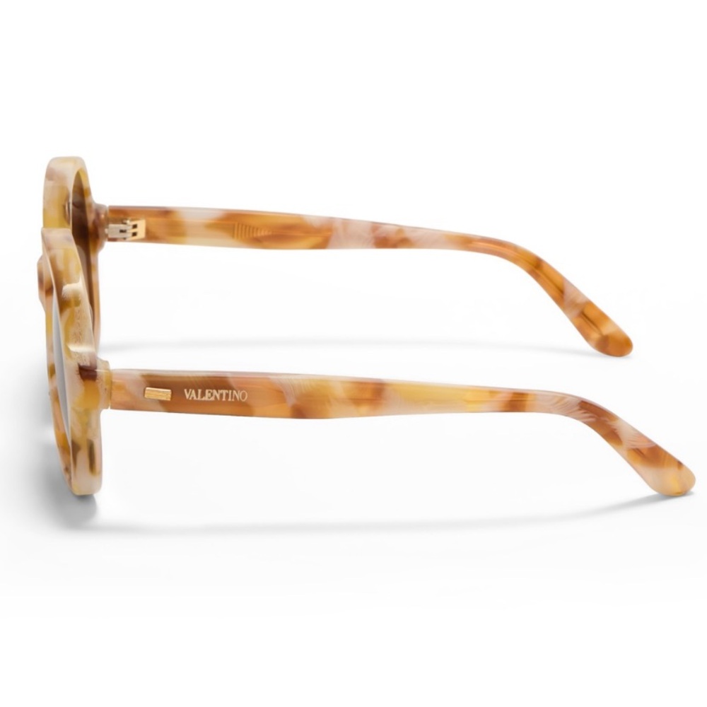 Excluded Valentino Sunglasses, New 335 - Picture 2 of 3